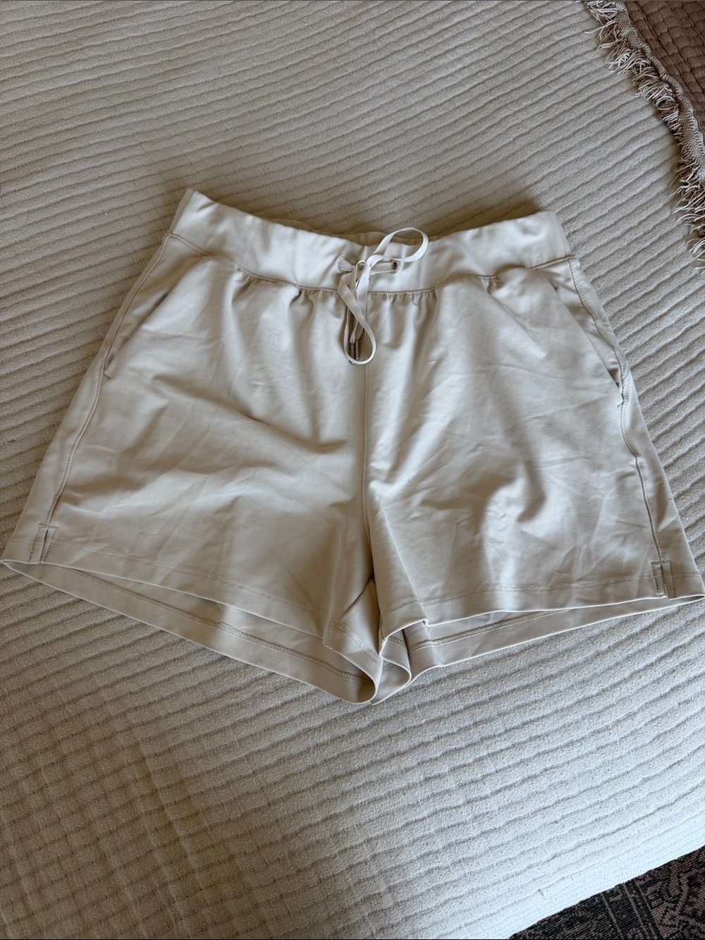 Old Navy Cream Athletic Shorts
